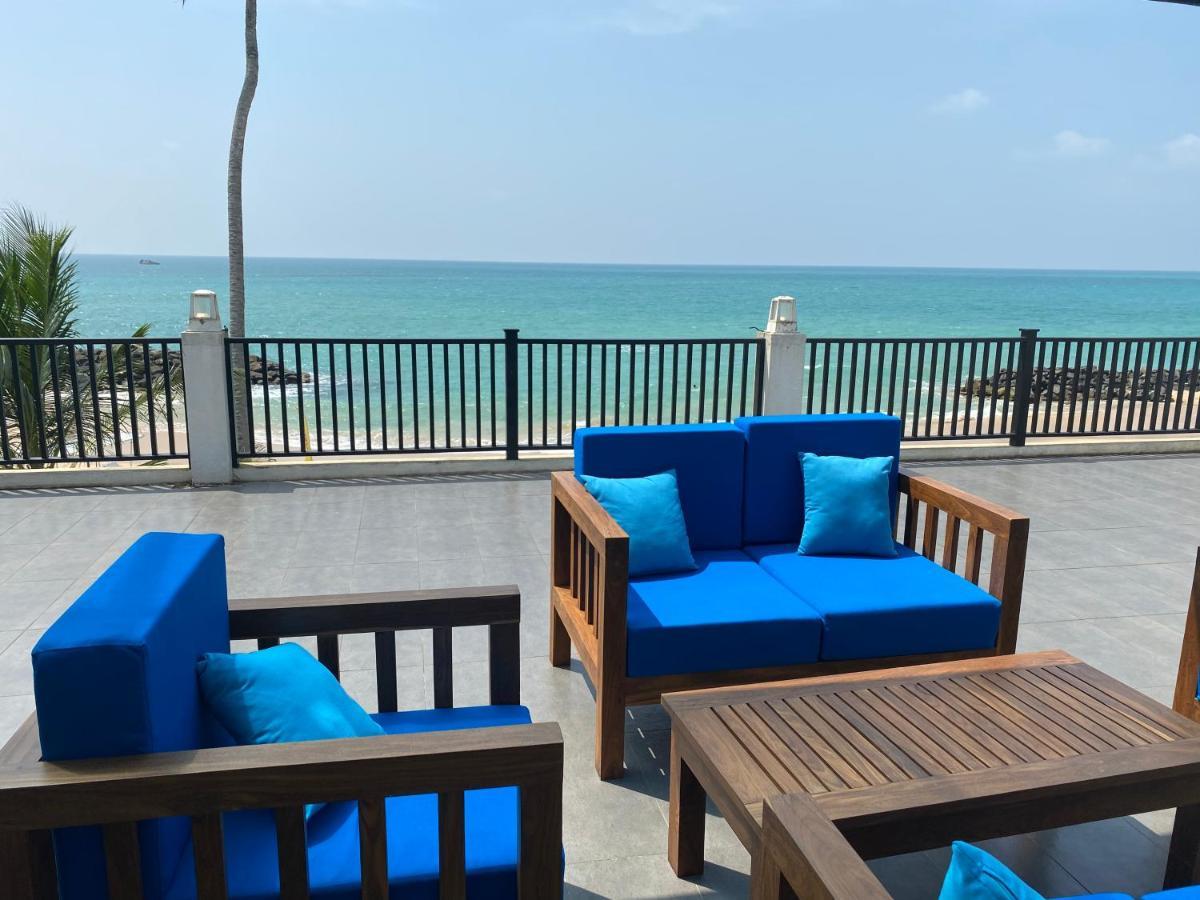 White Sand Villa - Beach Front هيكادوفا المظهر الخارجي الصورة