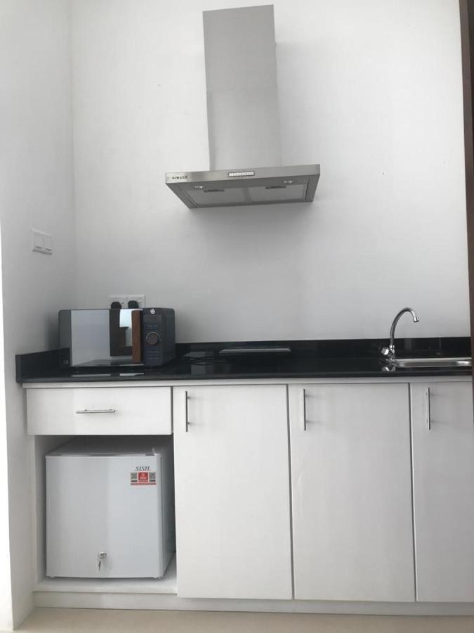 White Sand Villa - Beach Front هيكادوفا المظهر الخارجي الصورة