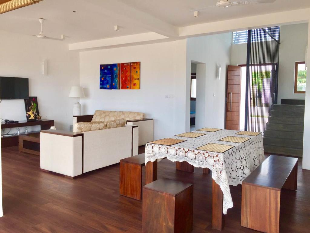 White Sand Villa - Beach Front هيكادوفا المظهر الخارجي الصورة