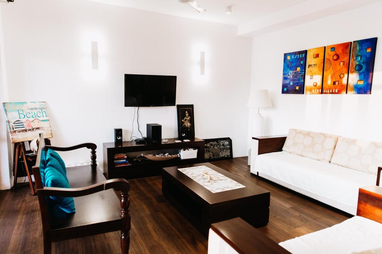 White Sand Villa - Beach Front هيكادوفا المظهر الخارجي الصورة